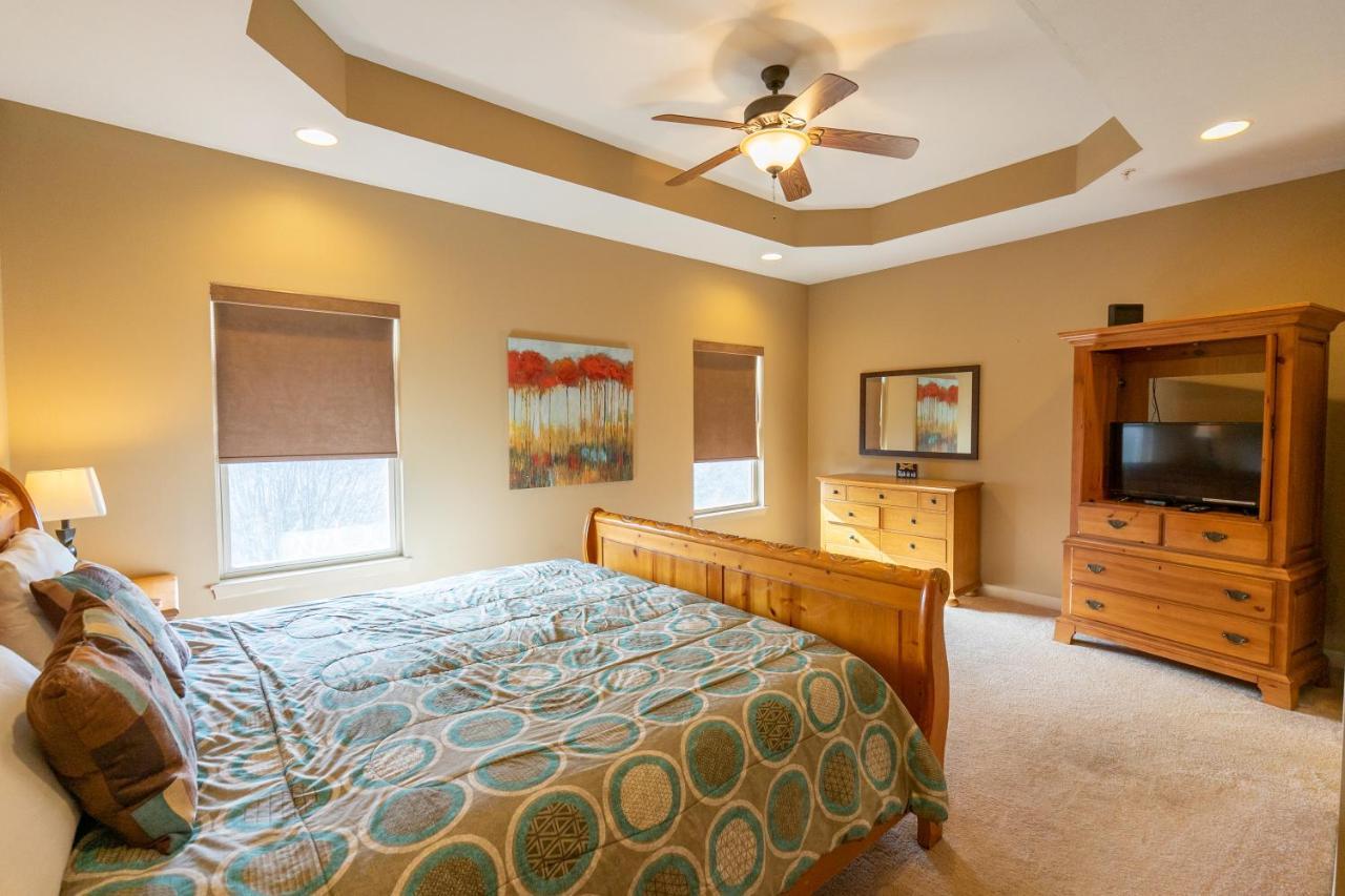 4Br Walk-In - Foosball Table - Hot Tub - Fire Pit - Free Tickets Included - Dv166 브랜슨 외부 사진