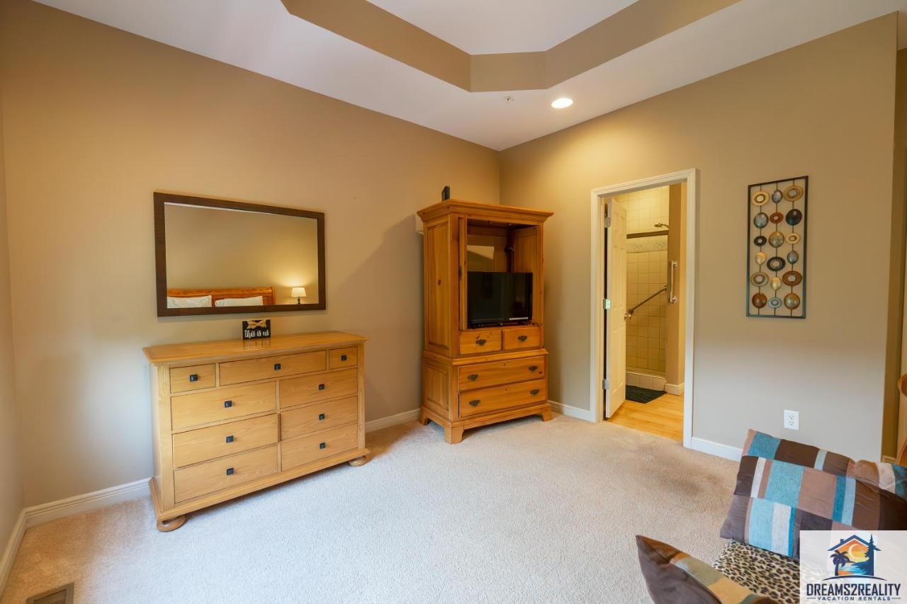 4Br Walk-In - Foosball Table - Hot Tub - Fire Pit - Free Tickets Included - Dv166 브랜슨 외부 사진