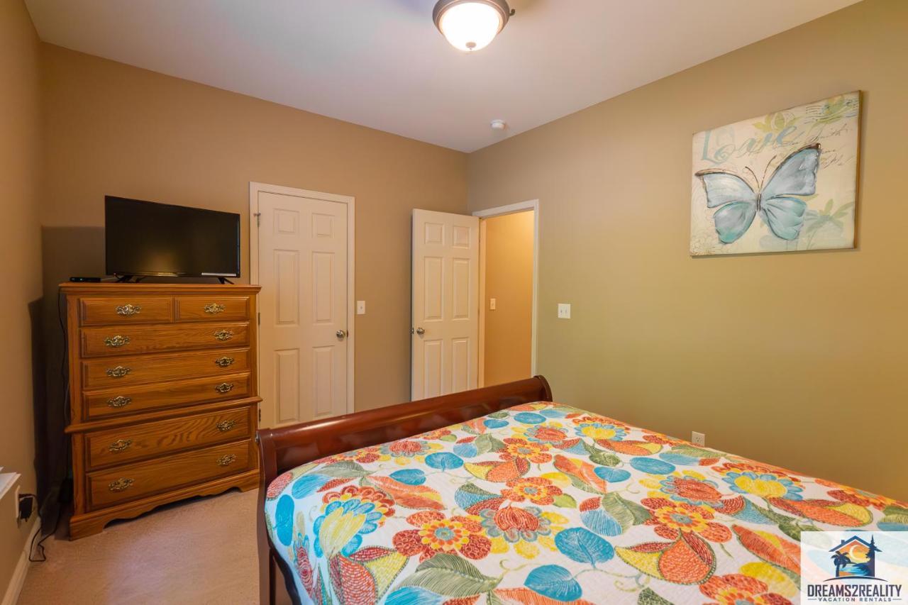 4Br Walk-In - Foosball Table - Hot Tub - Fire Pit - Free Tickets Included - Dv166 브랜슨 외부 사진